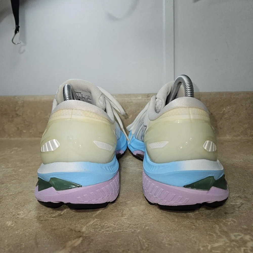 ASICS GT-2000 10 Running Shoes Womens Size 10 White Pastel‎ FlyteFoam 1012A649